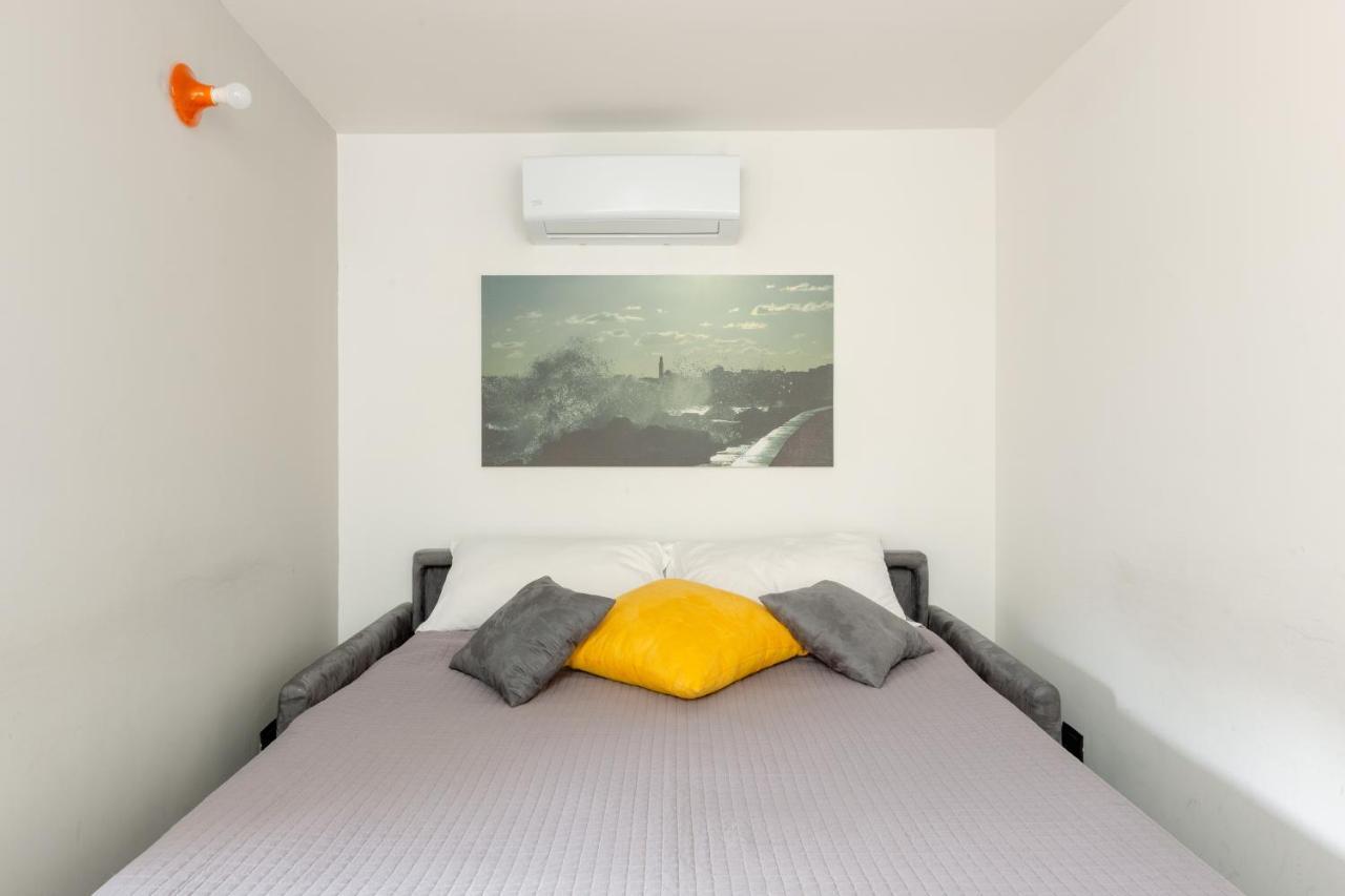 בארי Just Here Apartments - La Mansarda מראה חיצוני תמונה
