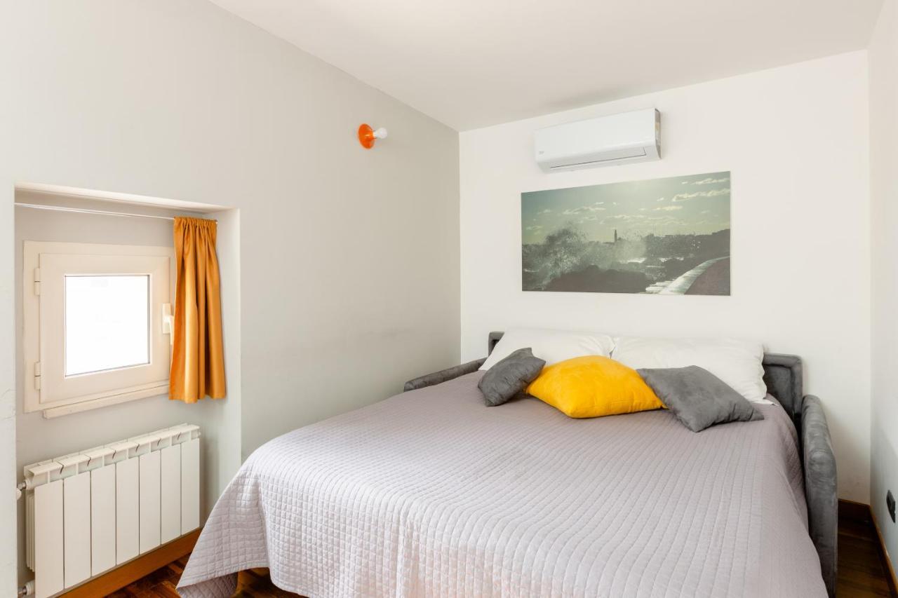 בארי Just Here Apartments - La Mansarda מראה חיצוני תמונה