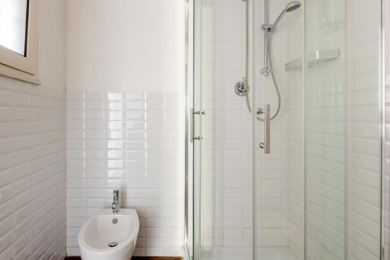 בארי Just Here Apartments - La Mansarda מראה חיצוני תמונה