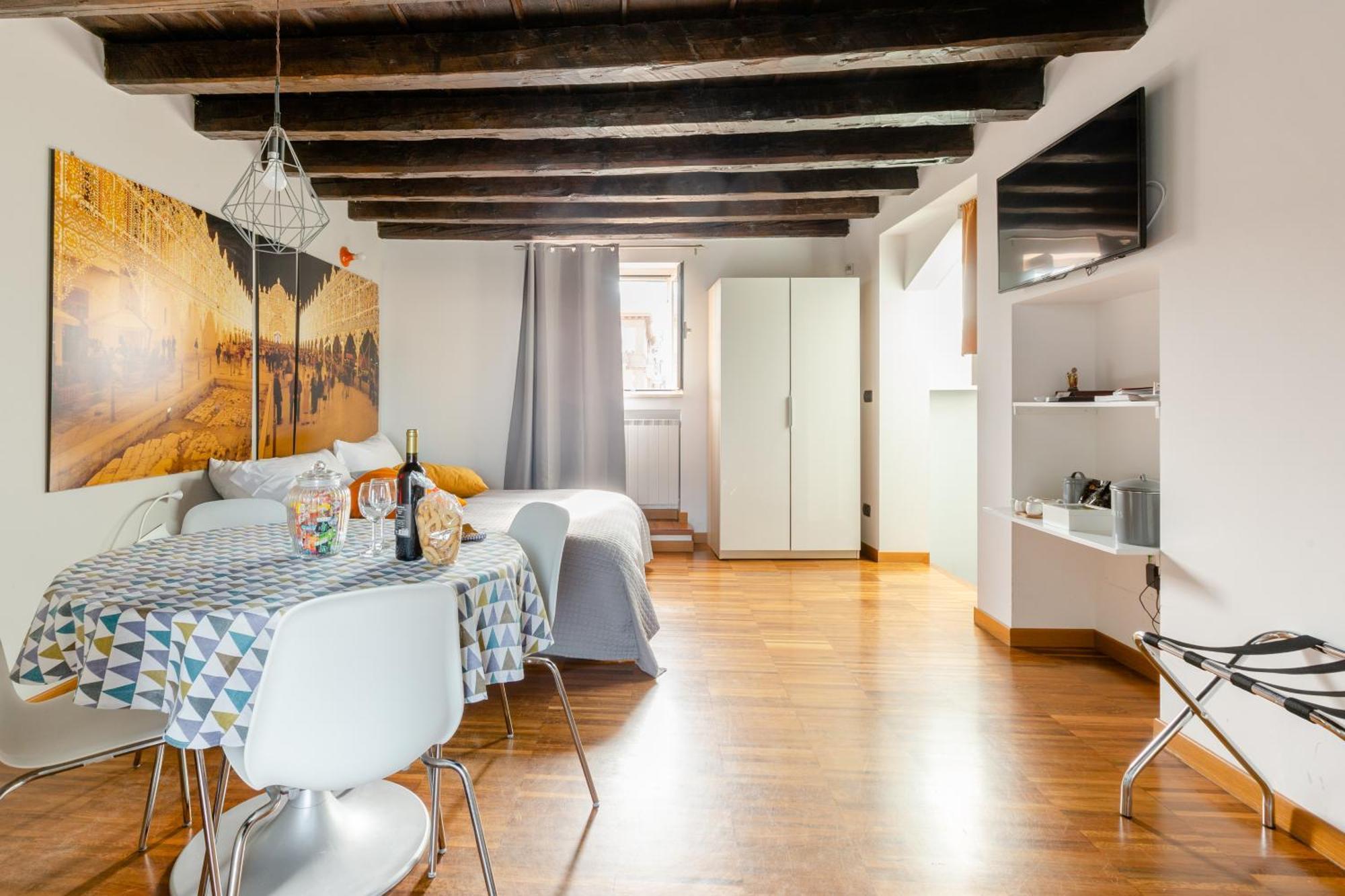 בארי Just Here Apartments - La Mansarda מראה חיצוני תמונה